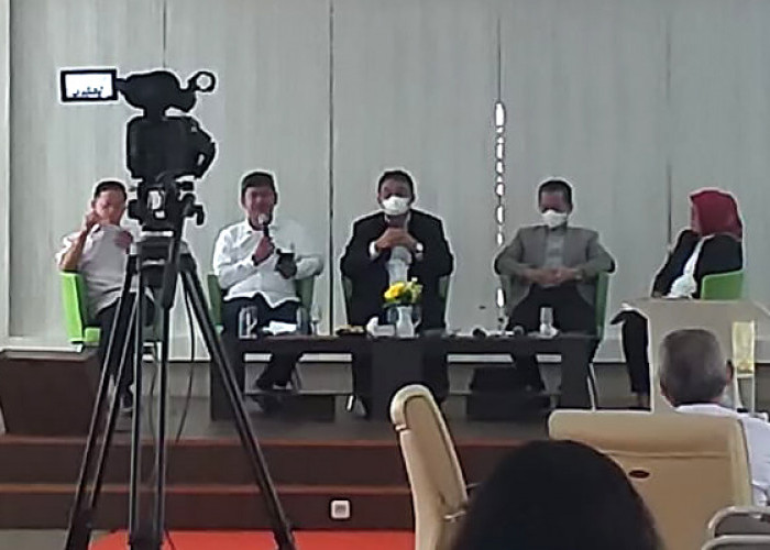 Mengaku Khilaf, Prof. Asep Sukohar Menangis Minta Ampun, Doakan Universitas Lampung Lebih Baik 