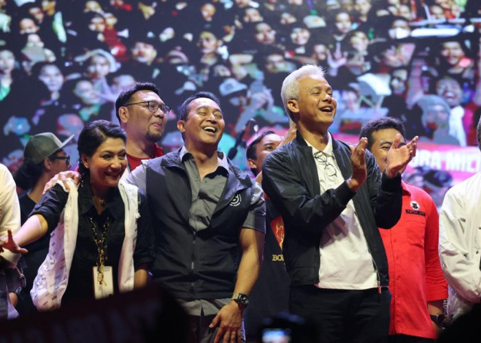 Pecah! Puluhan Ribu Orang Hadiri Hajatan Rakyat Bareng Ganjar Pranowo di Semarang