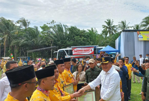 Hadiri Giat Bunga Kampung di Selagai Lingga Lamteng, Bupati Musa Ahmad Disambut Meriah