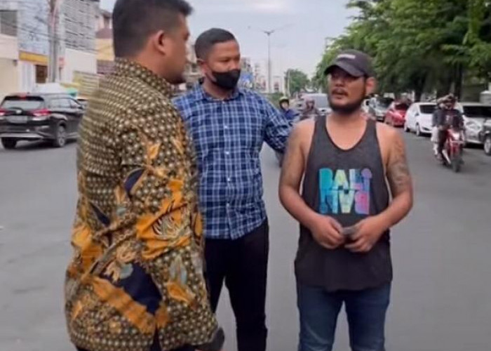 Woi! Sini Kau, Begini Momen Menantu Presiden Jokowi Marahi Juru Parkir Liar 