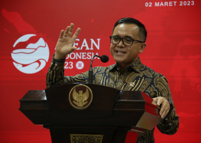 KemenPANRB Cari Jalan Tengah Penyelesaian Honorer