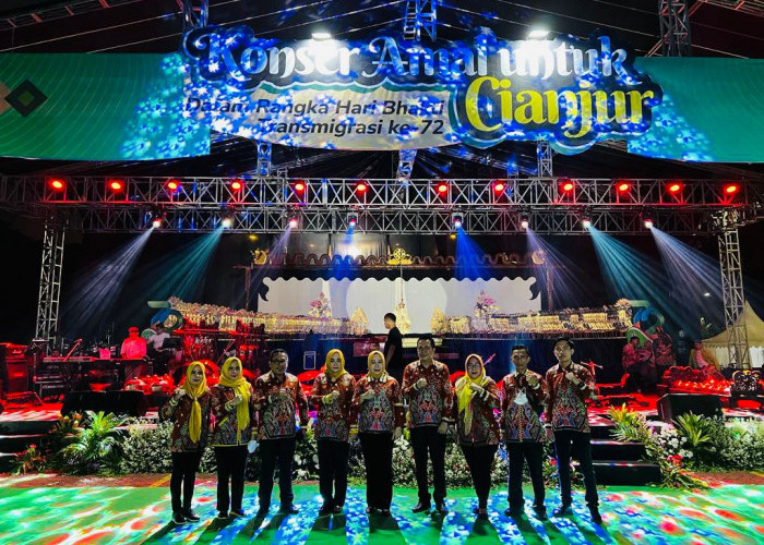 Keren, Zaidirina dan Sofyan Kembali Terima Penghargaan