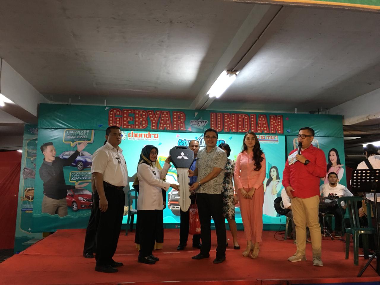 Dengan 30 Kupon Chandra, Fera Bawa Pulang Mobil Xpander