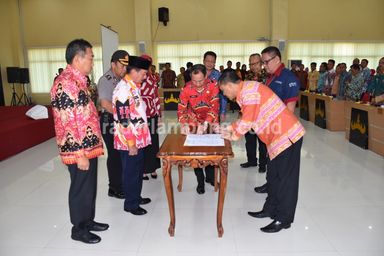 Catat, Tahun Ini Masjid dan TPU Wajib Bersertifikat
