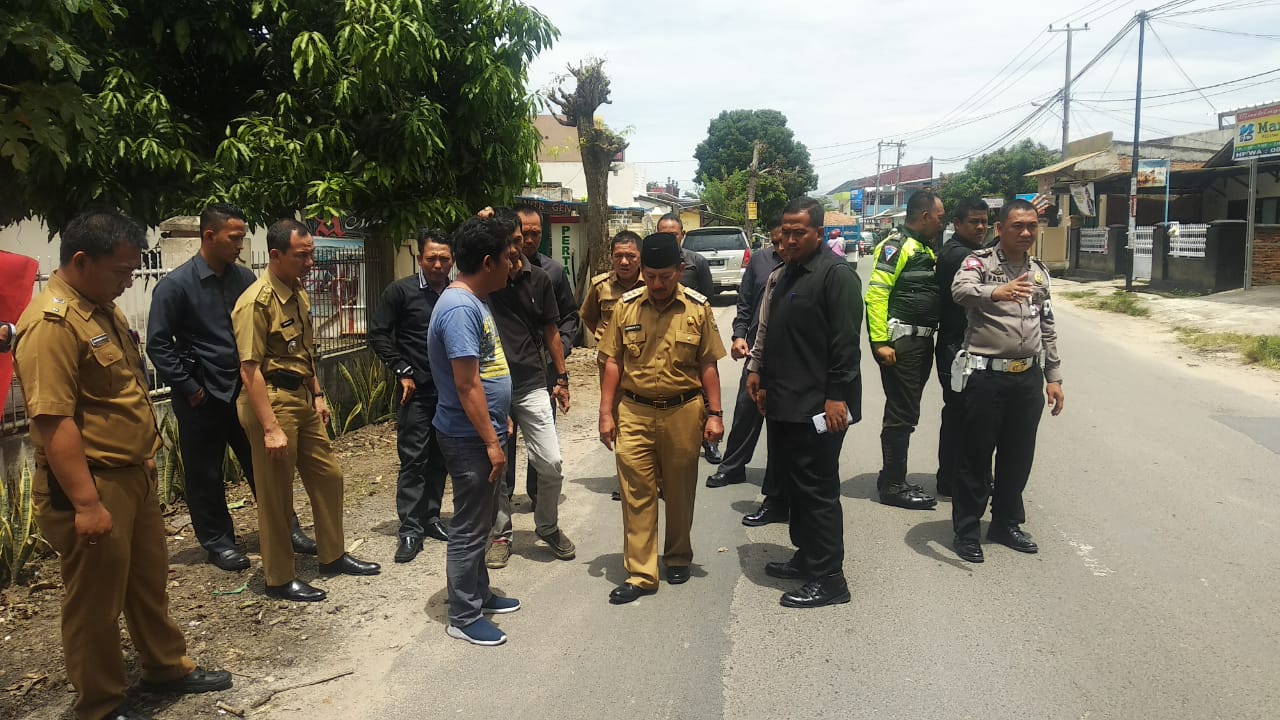 Ajak Pendemo Cek Keluhan Jalan, Herman H.N. Pesan Jangan Mudah Salahkan Dinas PU