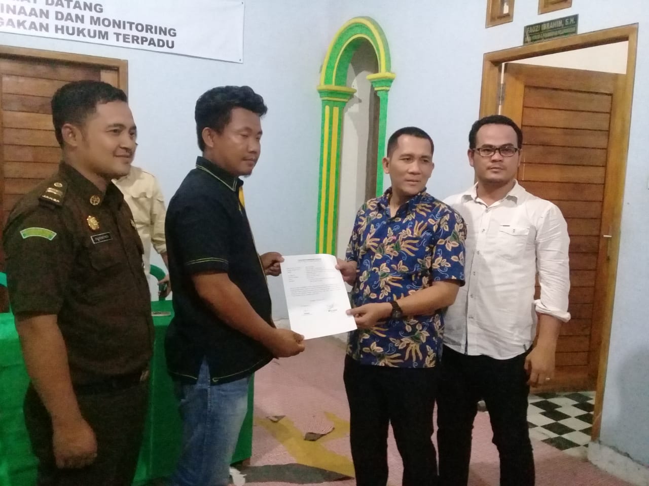 Lagi, Perusakan APK Dilaporkan ke Bawaslu