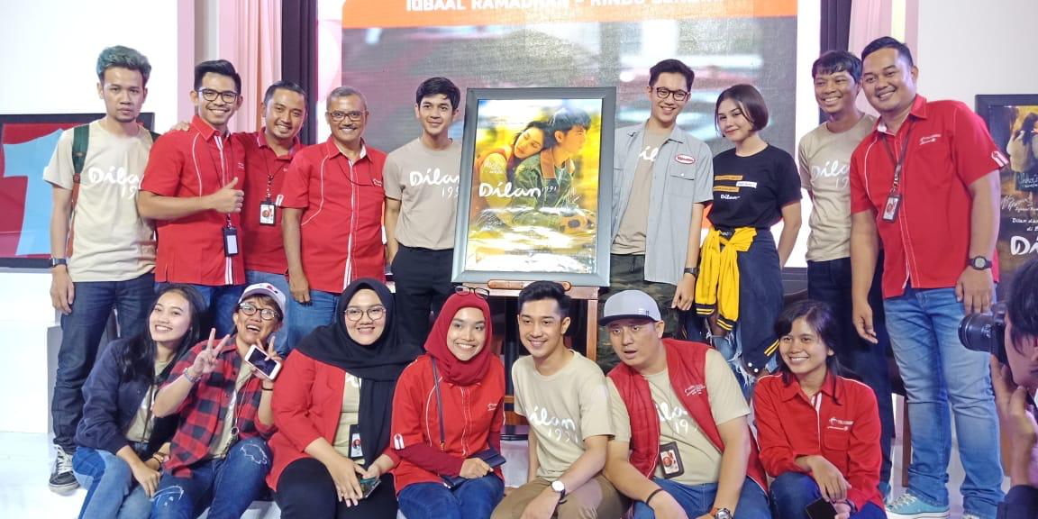 Beli Paket Telkomsel, Pelanggan Terpilih Ikut Meet and Greet Artis Dilan 1991