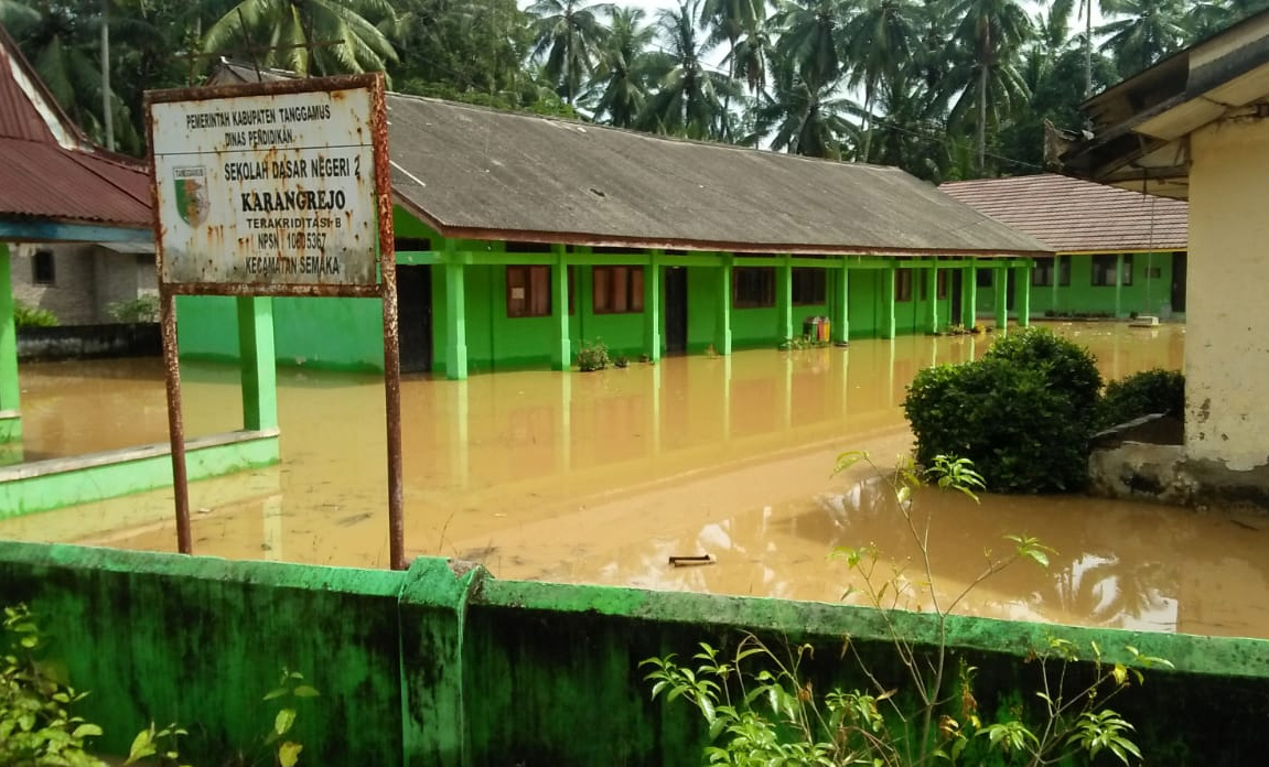 Kelas Terendam, KBM SDN 2 Karangrejo Diliburkan