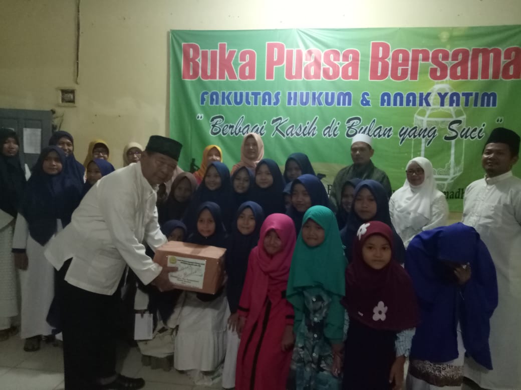 Fakultas Hukum Universitas Saburai Berbagi Berkah Ramadan