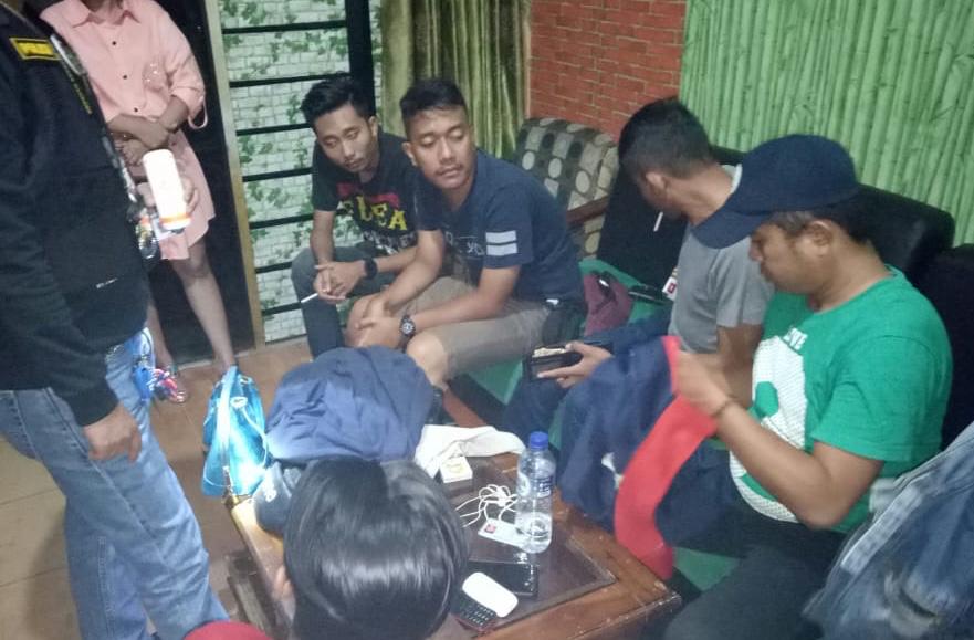 Positif Konsumsi Narkoba, Tiga Pengunjung Karaoke Diamankan