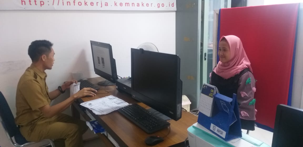 Kartu Pencari Kerja Laris Manis, Disnaker: Bisa Selesai 10 Menit Kok