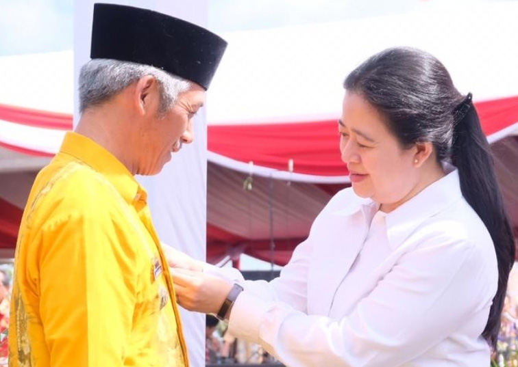 Bupati Terima Satya Lencana Pembangunan, Ini Target Pemkab Pringsewu