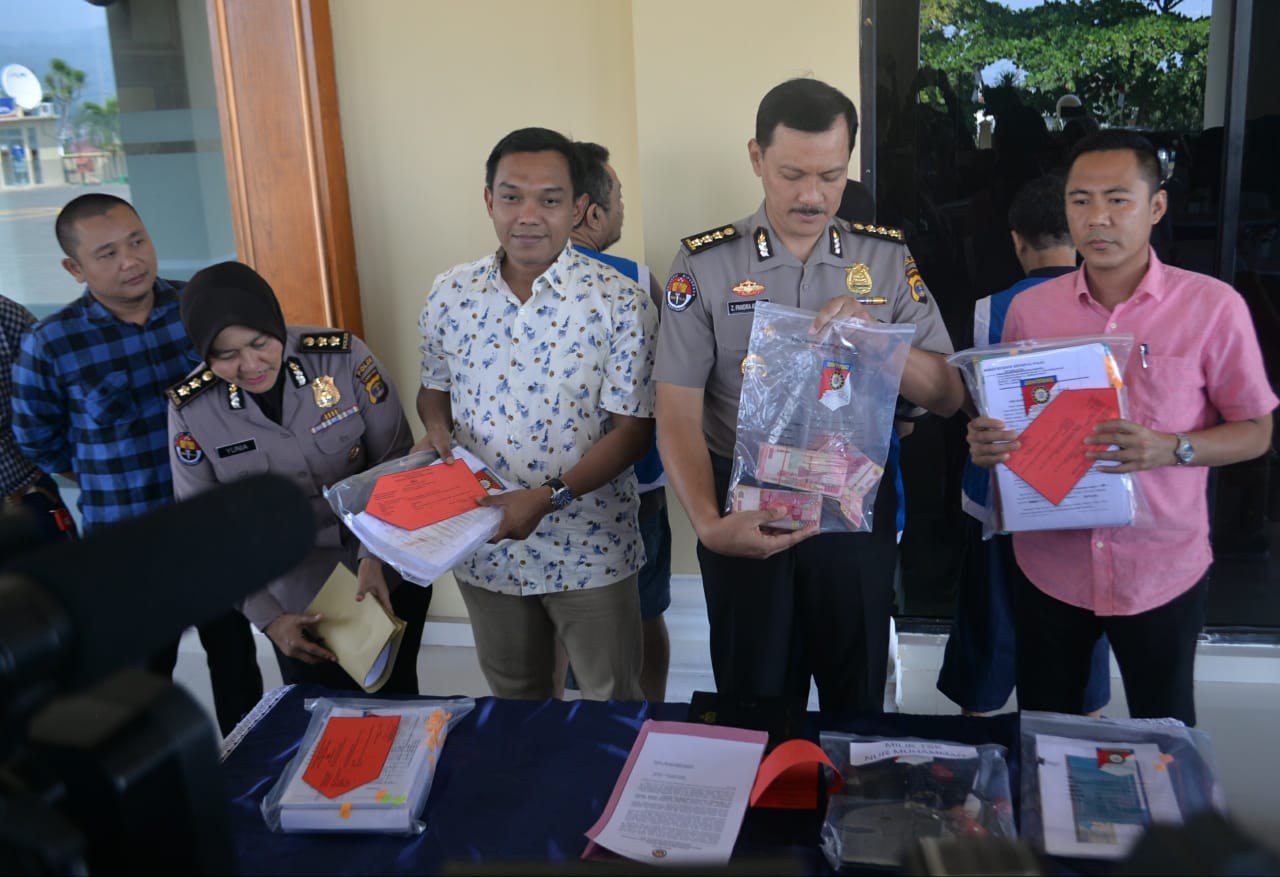 Korupsi Pengadaan Olahraga, Kabid Disdik Lamsel Ditahan