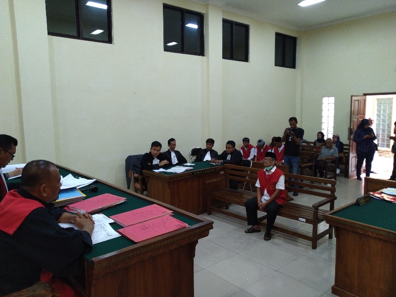 Lakukan Asusila Pada Mahasiswinya, Oknum Dosen UIN RIL Divonis Rendah