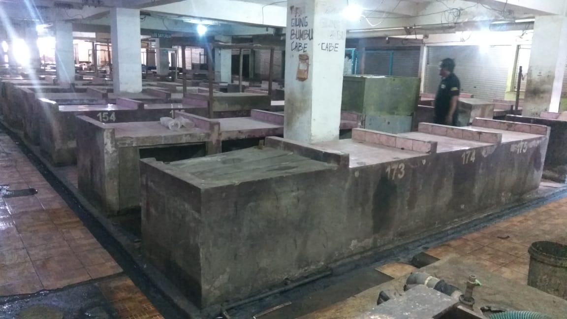 Ratusan Pedagang Pasar Tugu Tinggalkan Lapak