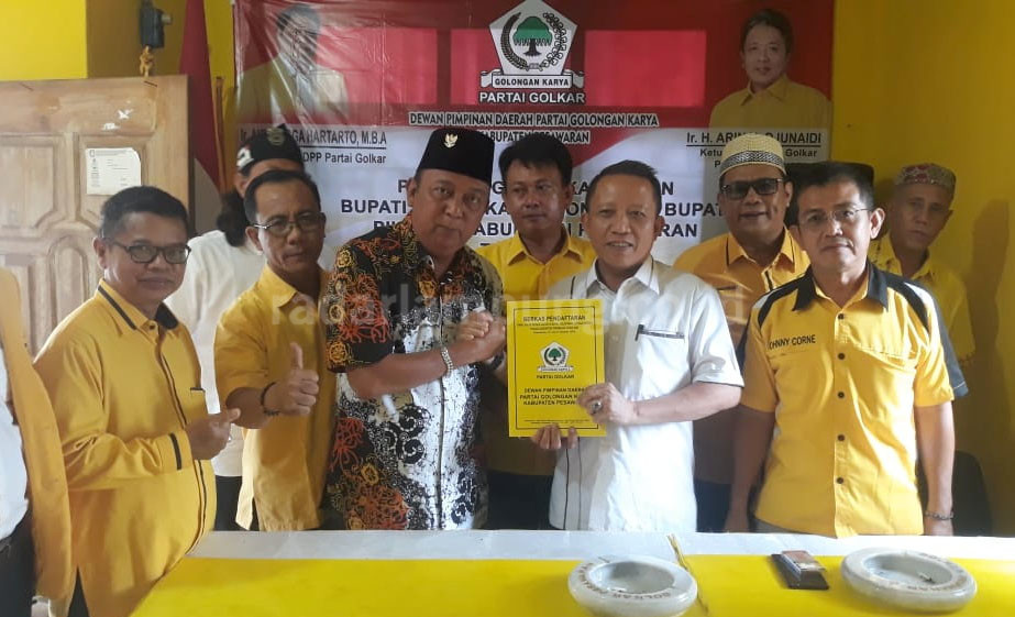 Serahkan Berkas, Fadhil Hakim Berharap Pada Golkar