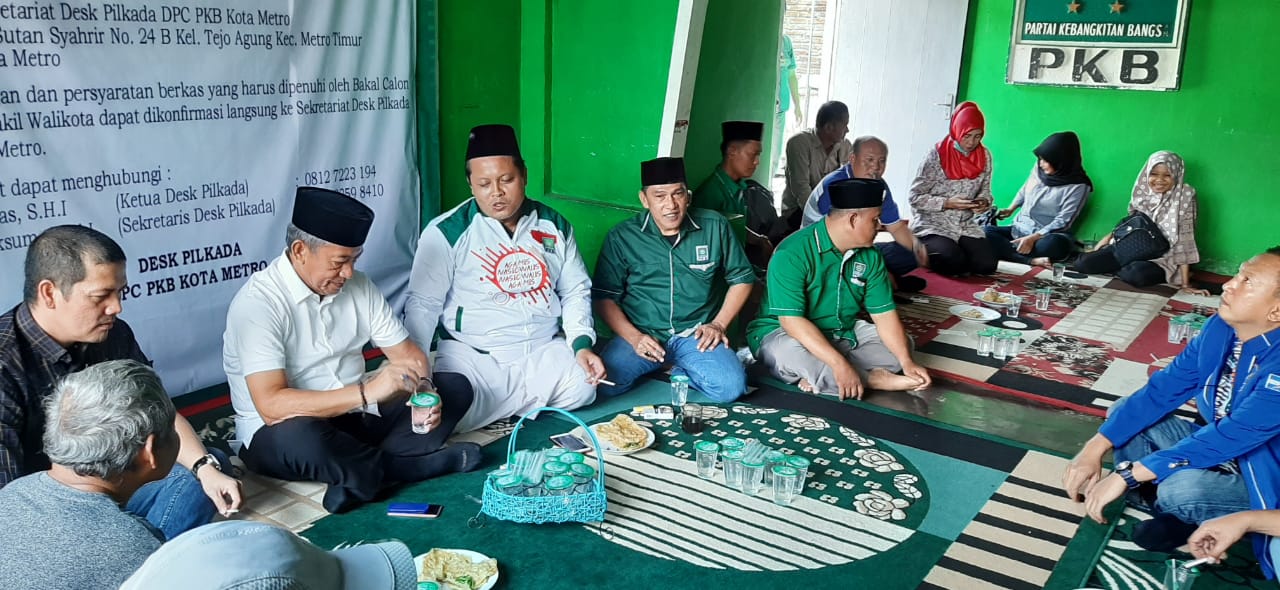 Djohan Kembalikan Formulir Bakal Calon Wali Kota ke PKB Metro