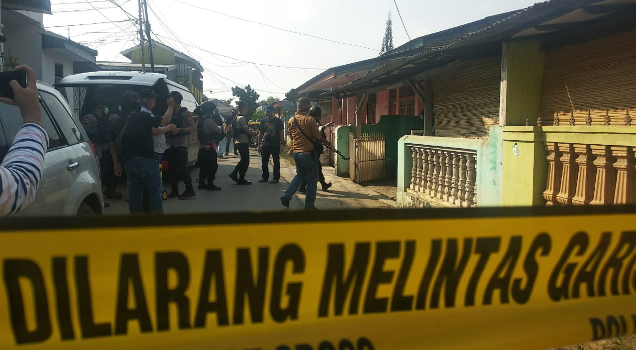 Densus 88 Kembali Geledah Rumah Milik Terduga Teroris di Wayhalim