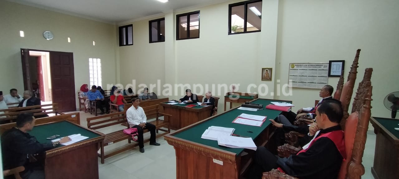 Tiga Terdakwa Korupsi Disdik Lamsel Dituntut Berbeda