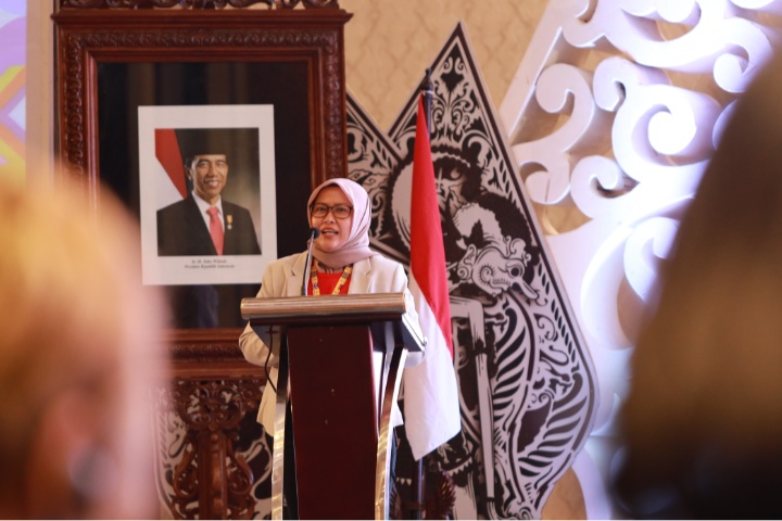 Jangan Egosentris, Kaum Dewasa pun Perlu Berefleksi