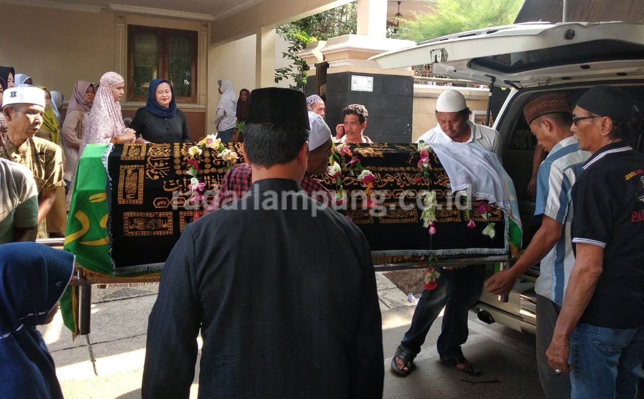 Pilu, Korban Tewas Lakalantas Tol Baru Saja Ziarah Makam sang Ayah, M. Panshor (Alm.)