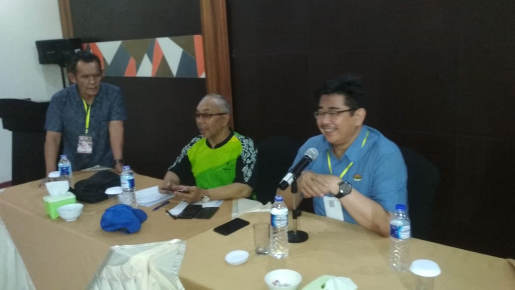 Kejurnas Angkat Besi Dibuka, 149 Lifter Adu Kuat di Pringsewu