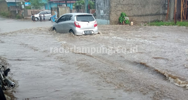 Hujan Sebentar, Banjir Segini