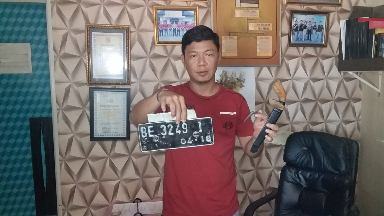 Nekat Lempar Pisau ke Arah Petugas, Residivis Didor