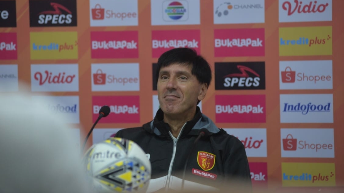 Applouse, Milan Petrovic Berkenan Latih Badak Lampung di Liga 2