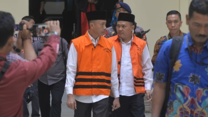 Setuju Stor Fee 30 Persen, Candra Safari Dapat 11 Proyek Senilai Rp1,2 Miliar
