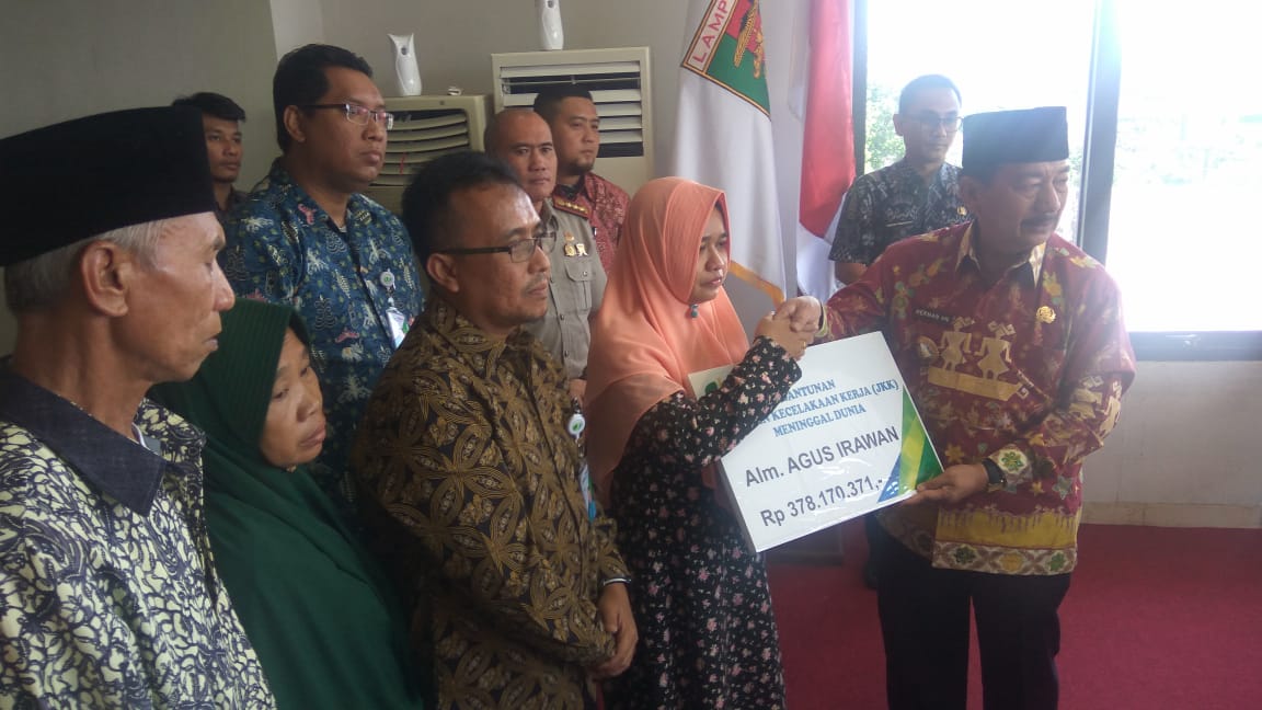Alhamdulillah, Keluarga Anggota BPBD Tewas Tercemplung Sumur Dapat Santunan BP Jamsostek
