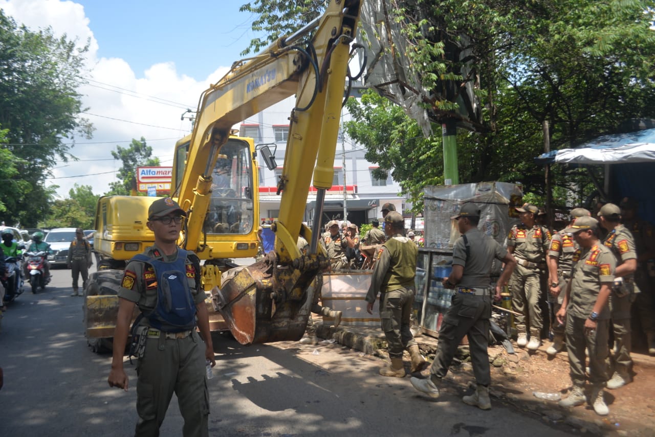 Pedagang Kaki Lima Digusur, Ternyata untuk Bangun Ini