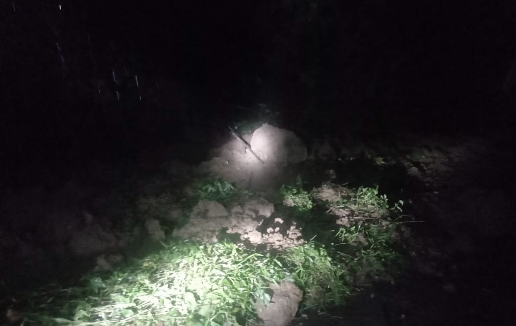 Jalinbar Pesbar Lumpuh, Kendaraan tak Bergerak