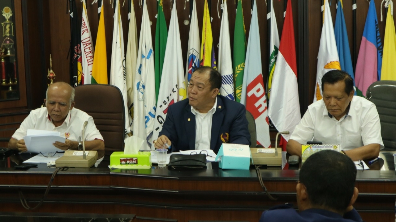KONI Kabupaten/Kota Serahkan Porprov ke KONI Lampung