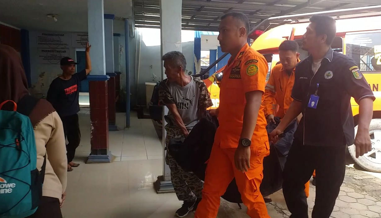 Pulang Sekolah, Siswi SMA Tewas Kecelakaan