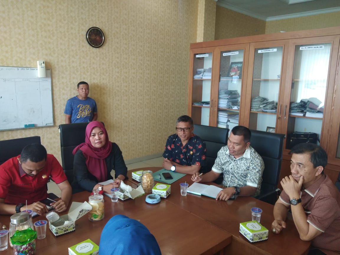 Diduga Arogansi dan Bermain Dana BOS, Kepsek SD 2 Gunung Sulah Disorot DPRD