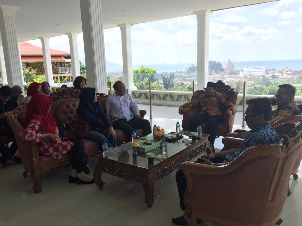 Foto-foto Kunjungan Radar Lampung ke Walikota Bandarlampung