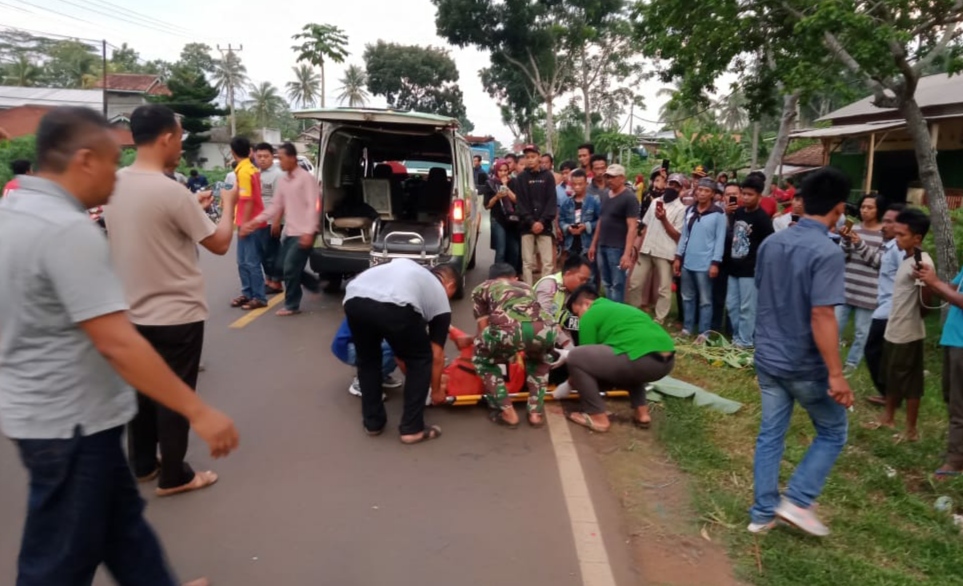Lakalantas di Bandar Sribawono, Sekeluarga Tewas
