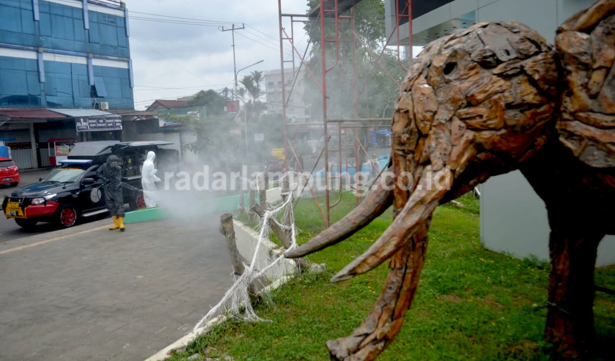 Tangkal Corona, Gegana Turun Semprot Disinfektan