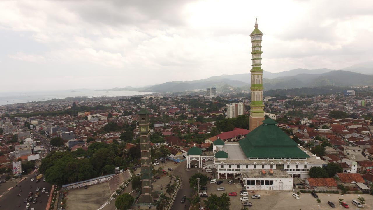 Menara Masjid Al Furqon Masuk Tahap Finishing