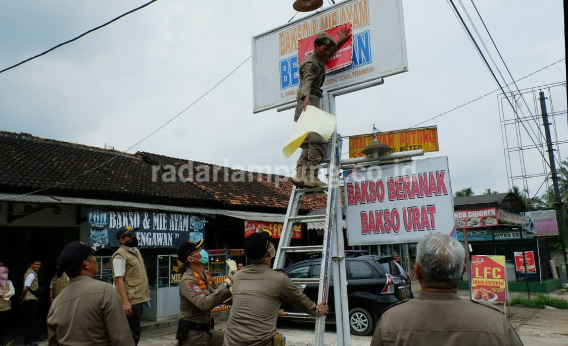 Ini Dia, Stiker untuk Penunggak Pajak