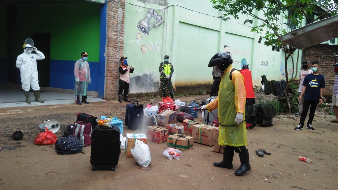 Pulang PKL Dari Jakarta, 11 Siswa SMK di Lamtim Disemprot dan Wajib Isolasi Mandiri