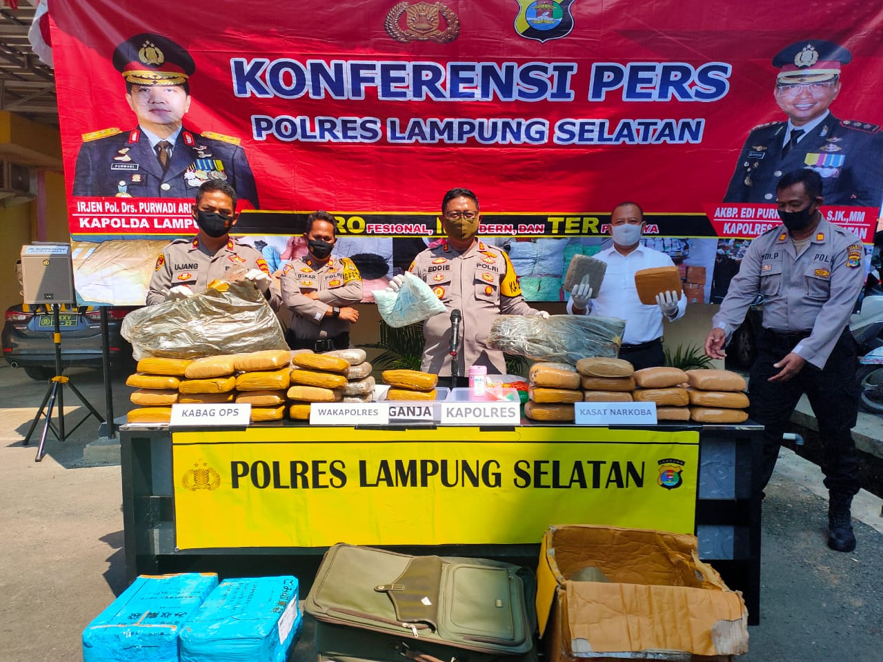 Gagalkan Penyelundupan Ribuan Ekstasi dan Puluhan Ganja Kering