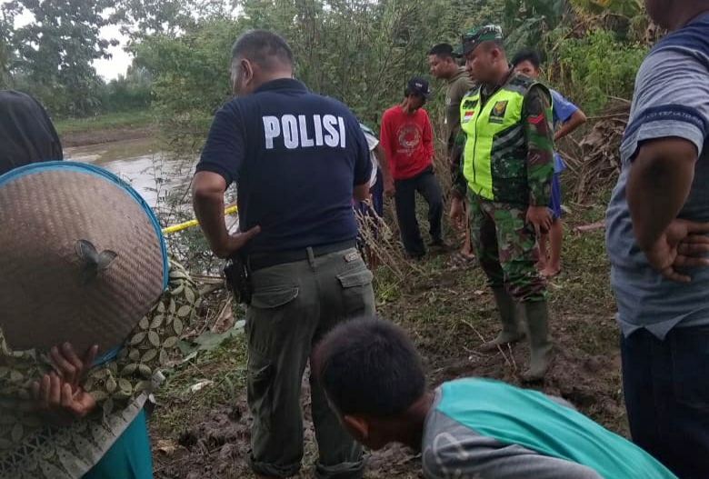 Biadab! Siapa Pembuang Bayi Ini?