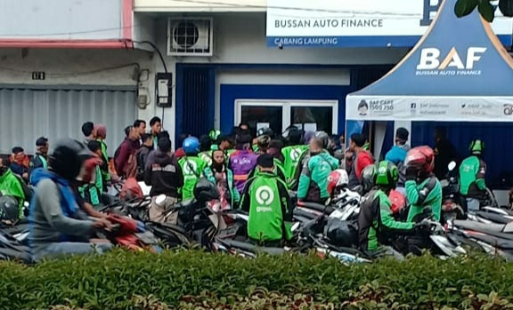 Ojol Berstatus ODP, Dipaksa Bayar Cicilan Motor