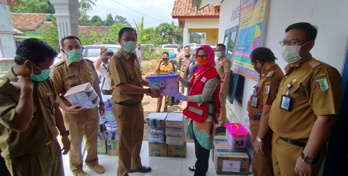 Ketua TP PKK Datang, Petugas Medis Minta Tambahan Masker dan Vitamin