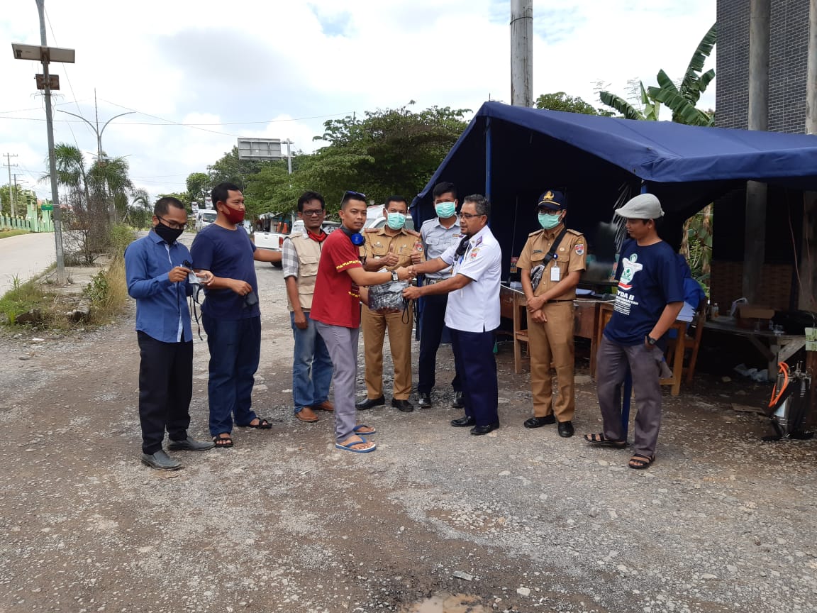 Cegah Penyebaran Virus Corona, Pemuda Muhammadiyah Mesuji Donasi Masker