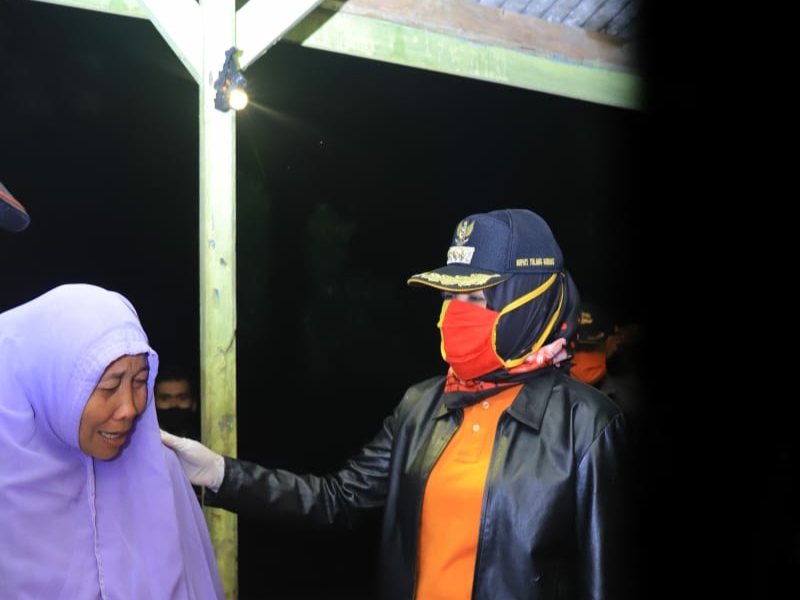 100 Rumah Porakporanda, Bupati Winarti: Bantuan Segera Turun