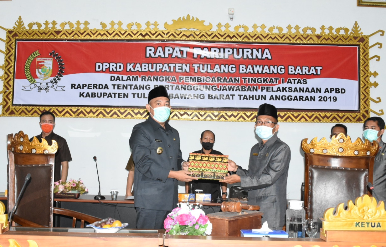 Sampaikan LPJ APBD 2019, Bupati Umar Ahmad Harapkan Evaluasi dan Pembinaan DPRD