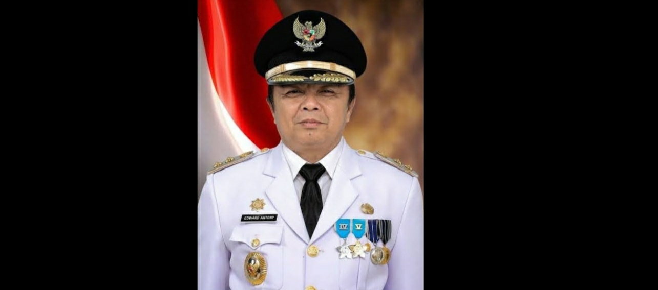 Wabup Waykanan di Makamkan di Waytuba
